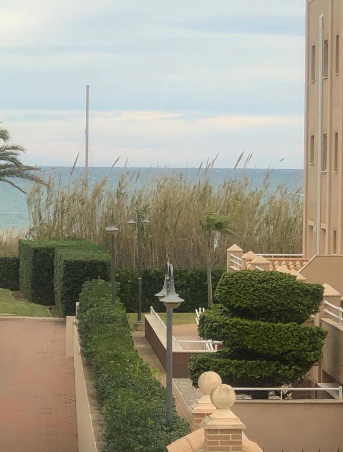 Apartament Primera Linea En *